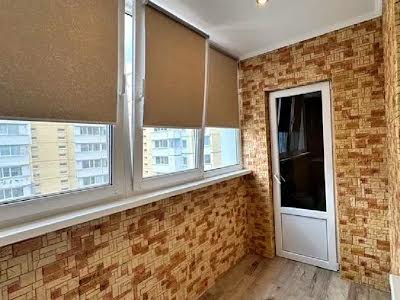 квартира за адресою Віктора Андрієвського вул., 39