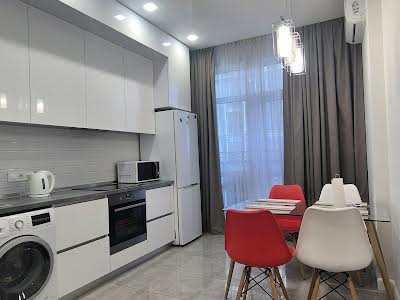 квартира за адресою Італійський бульв., 1а