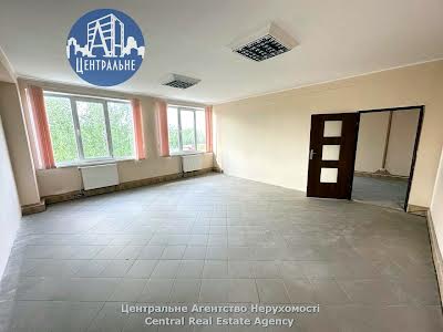 коммерческая по адресу Черновцы, Ярослава Мудрого ул. (Моріса Тореза), 64б