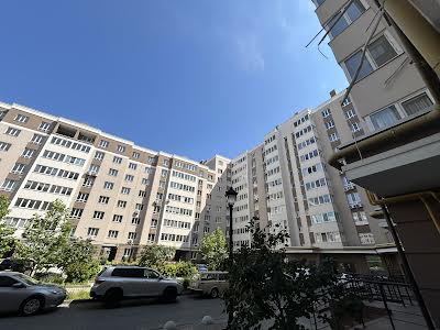квартира за адресою Приозерний бульв., 5