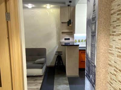 квартира за адресою Регенераторна вул., 4к2
