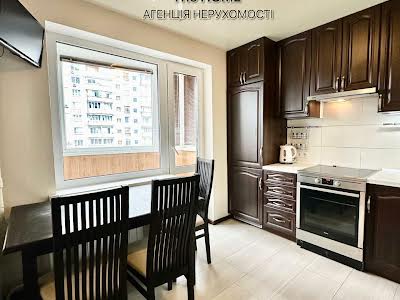 квартира за адресою Деміївська вул., 45 А