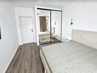 квартира за адресою Михайла Максимовича вул. (Онуфрія Трутенка), 28Е