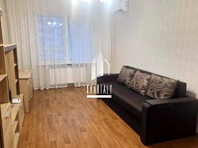 квартира по адресу Софии Русовой ул., 3