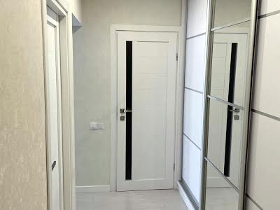 квартира по адресу Миколи Боголюбова ул., 3
