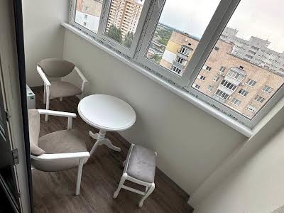 квартира за адресою Набережна вул., 8д