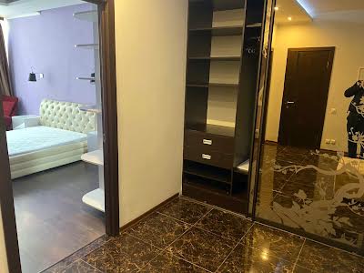 квартира за адресою Регенераторна вул., 4 к2-3