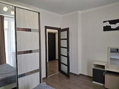 квартира за адресою Академіка Заболотного вул., 15-г
