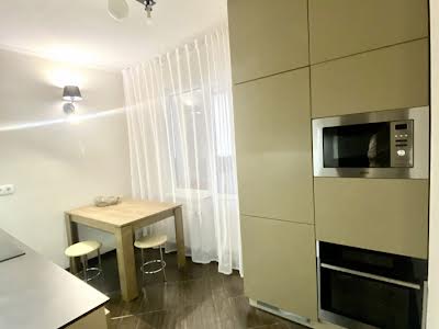 квартира за адресою Сергія Данченка вул., 28-Б