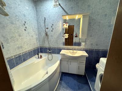 квартира за адресою Шота Руставелі вул., 27