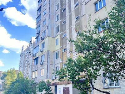 квартира за адресою Милославська вул., 35