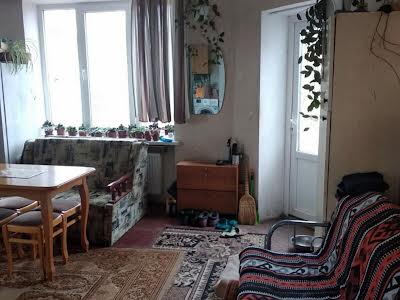 будинок за адресою Леся Курбаса вул.
