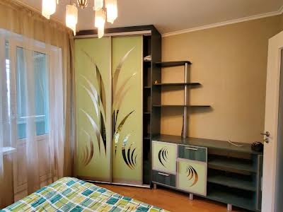 квартира за адресою Василя Касіяна вул., 6