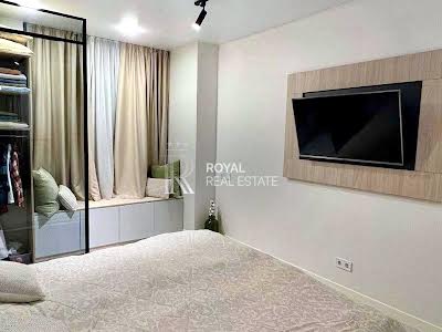 квартира за адресою Регенераторна вул., 4