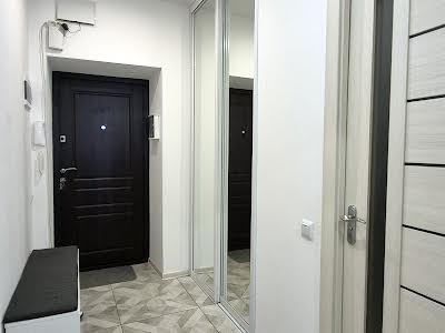 квартира за адресою Катерини Білокур, 1а