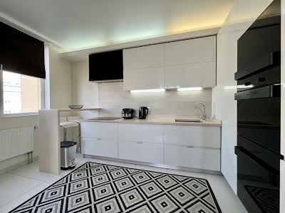 квартира за адресою Композитора Мейтуса вул., 4