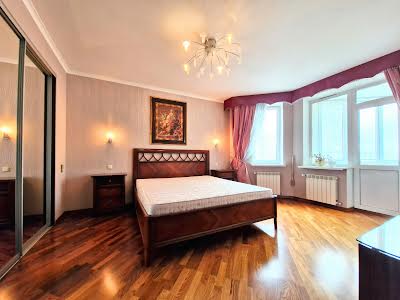 квартира по адресу Вячеслава Черновола ул., 20