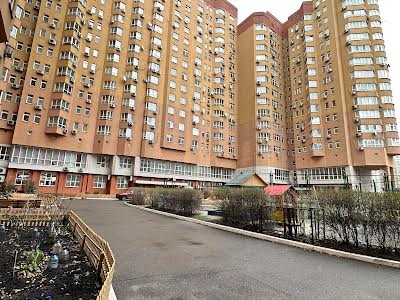квартира по адресу Александра Мишуги ул., 2
