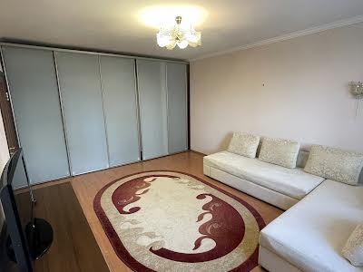 квартира по адресу Миколы Бажана просп., 10