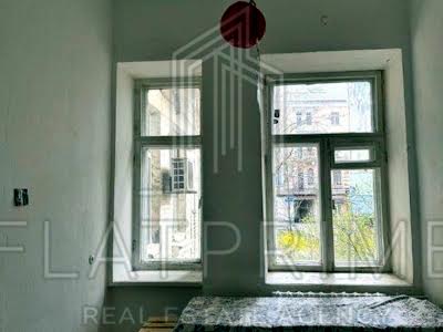квартира за адресою Рейтарська вул., 25
