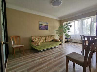 квартира по адресу Ореста Левицкого ул. (Академіка Курчатова), 13