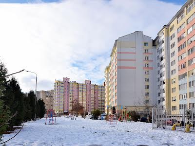 квартира за адресою Тролейбусна вул., 32