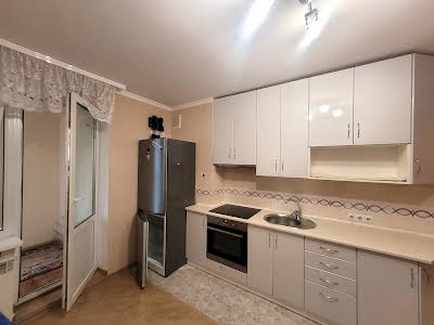 квартира за адресою Грушевського вул., 27