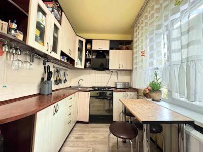 квартира по адресу Миколы Хвылёвого ул., 33