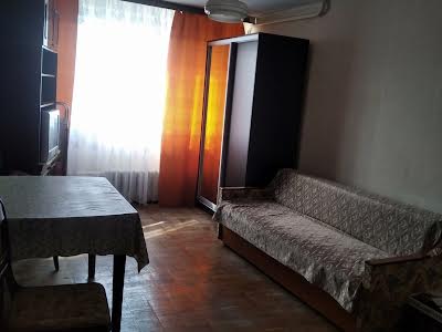 квартира за адресою Андрія Малишка вул., 35