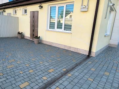 будинок за адресою Платанова вул.