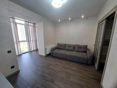 квартира за адресою Набережна Перемоги вул., 44б