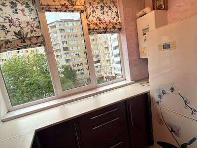 квартира за адресою Галицька вул., 112
