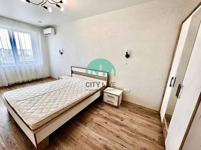 квартира за адресою Карпатська вул., 17-Б