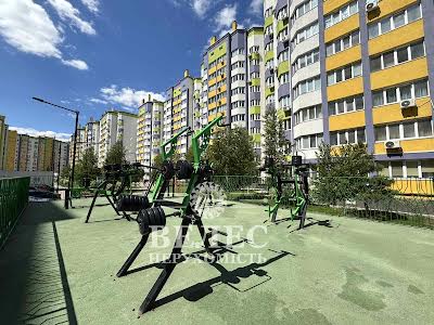 квартира за адресою Яблунева вул., 11
