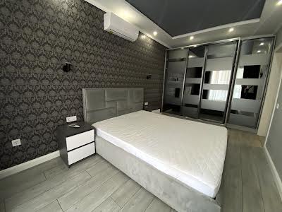 квартира за адресою Андрія Мельника вул., 10 к7
