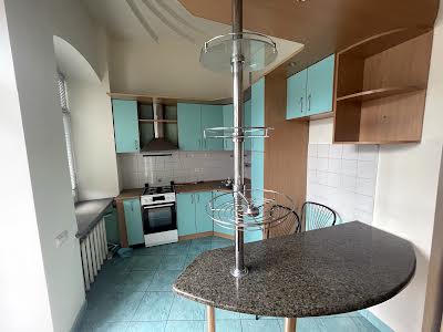 квартира за адресою Михайлівська вул., 18-А