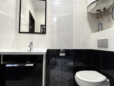 квартира за адресою Патріарха Мстислава Скрипника вул., 40