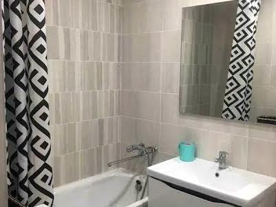 квартира за адресою Героїв просп., 23
