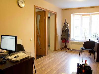 комерційна за адресою Мала Арнаутська вул., 35