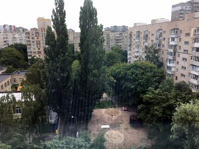 квартира за адресою Симиренка вул., 7-Б