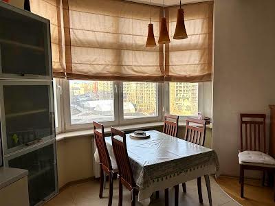 квартира по адресу Кловский спуск, 5