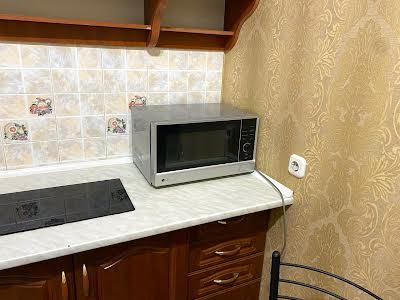 квартира за адресою Драгоманова вул., 40з