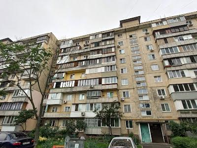 квартира за адресою Богатирська вул., 14