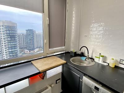 квартира за адресою Зарічна вул., 2к2