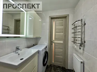 квартира за адресою Михайла Лушпи просп., 5 к21/1