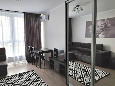 квартира за адресою Академіка Заболотного вул., 15-г