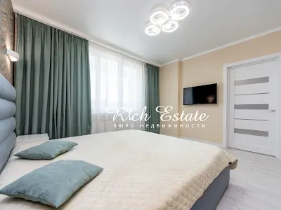 квартира за адресою Сергія Данченка вул., 30
