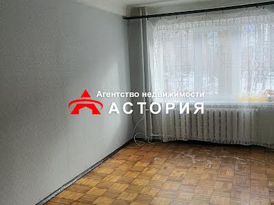 квартира за адресою Полякова, 3Б