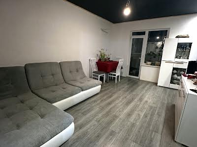 квартира за адресою Райдужний масив вул., 23