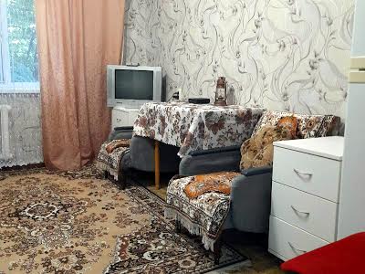 квартира за адресою Сулеймана Стальського вул., 28
